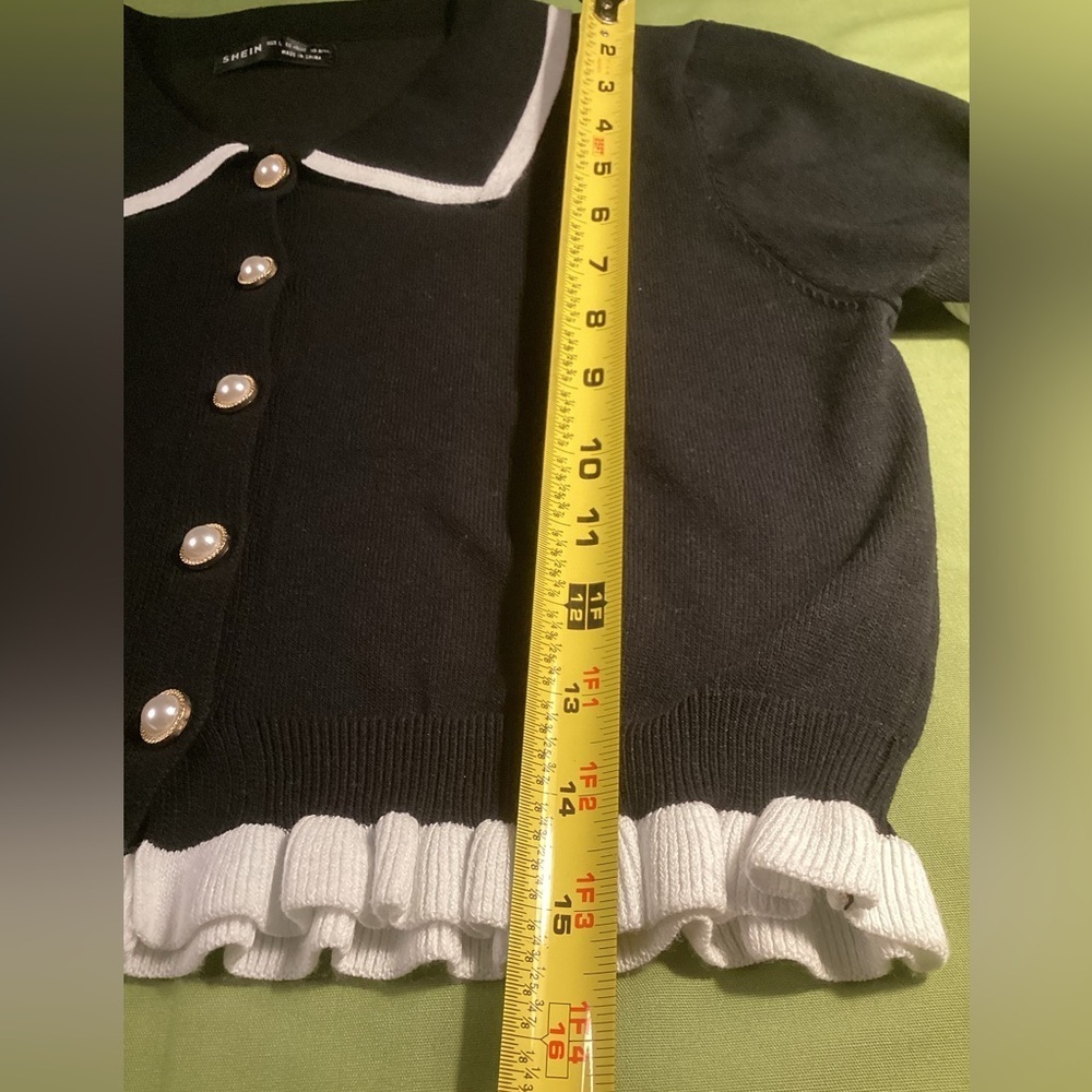 RUFFLES BLACK/WHITE WAIST TOP - Picture 9 of 12